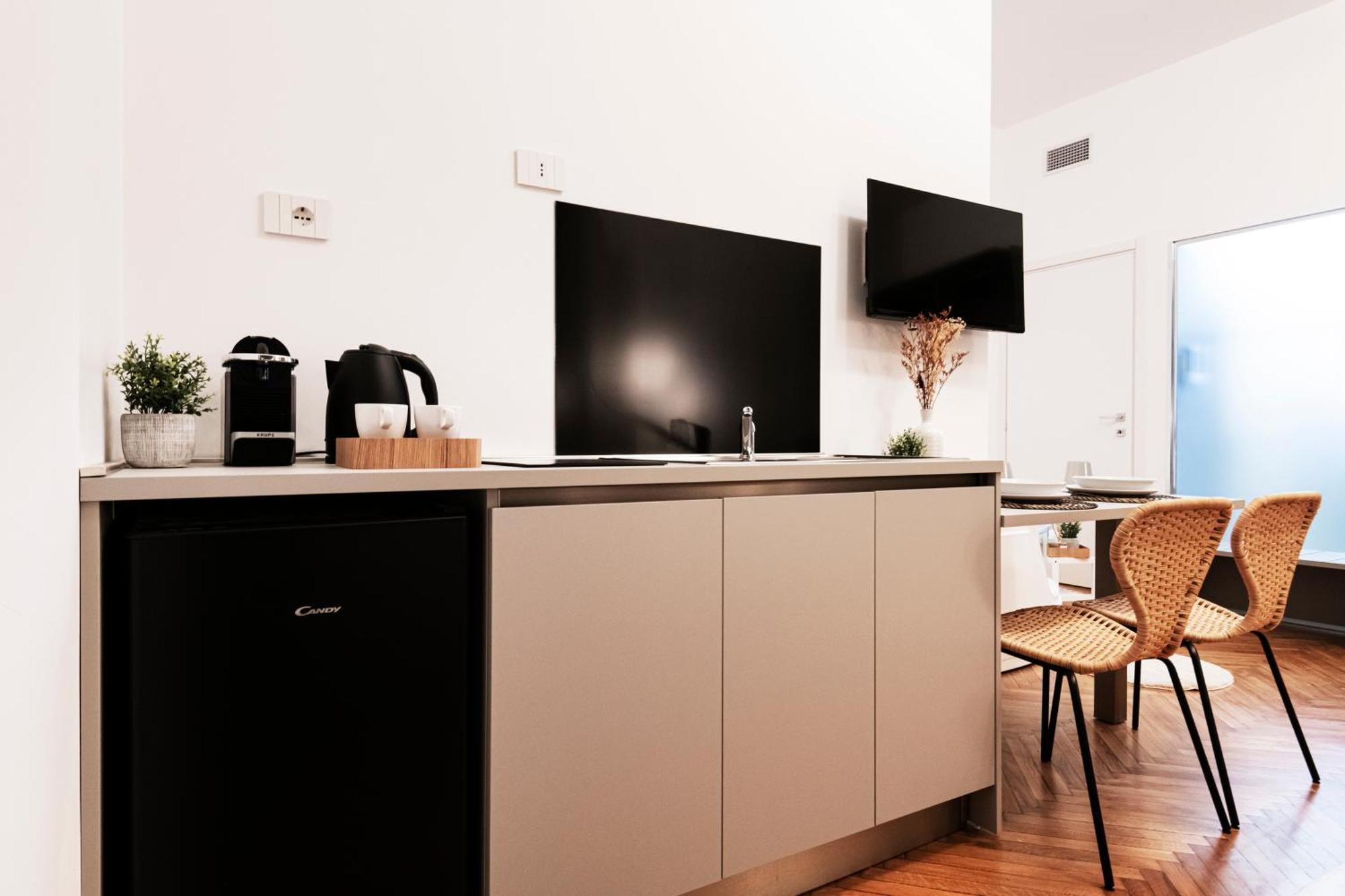 Easylife - Suite In Centrale Milano Exterior foto